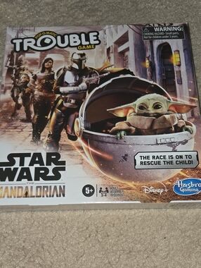 Hasbro Star Wars The Mandalorian Trouble Game - Green, Black